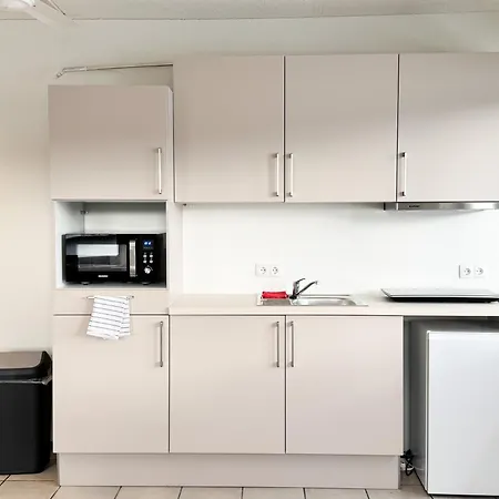 Homestay Modern Living