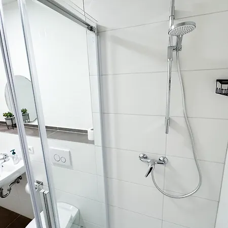 Modern Living * Karlsbad