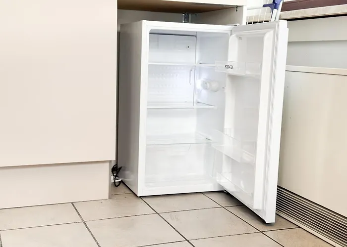 Проживание в семье Modern Living *